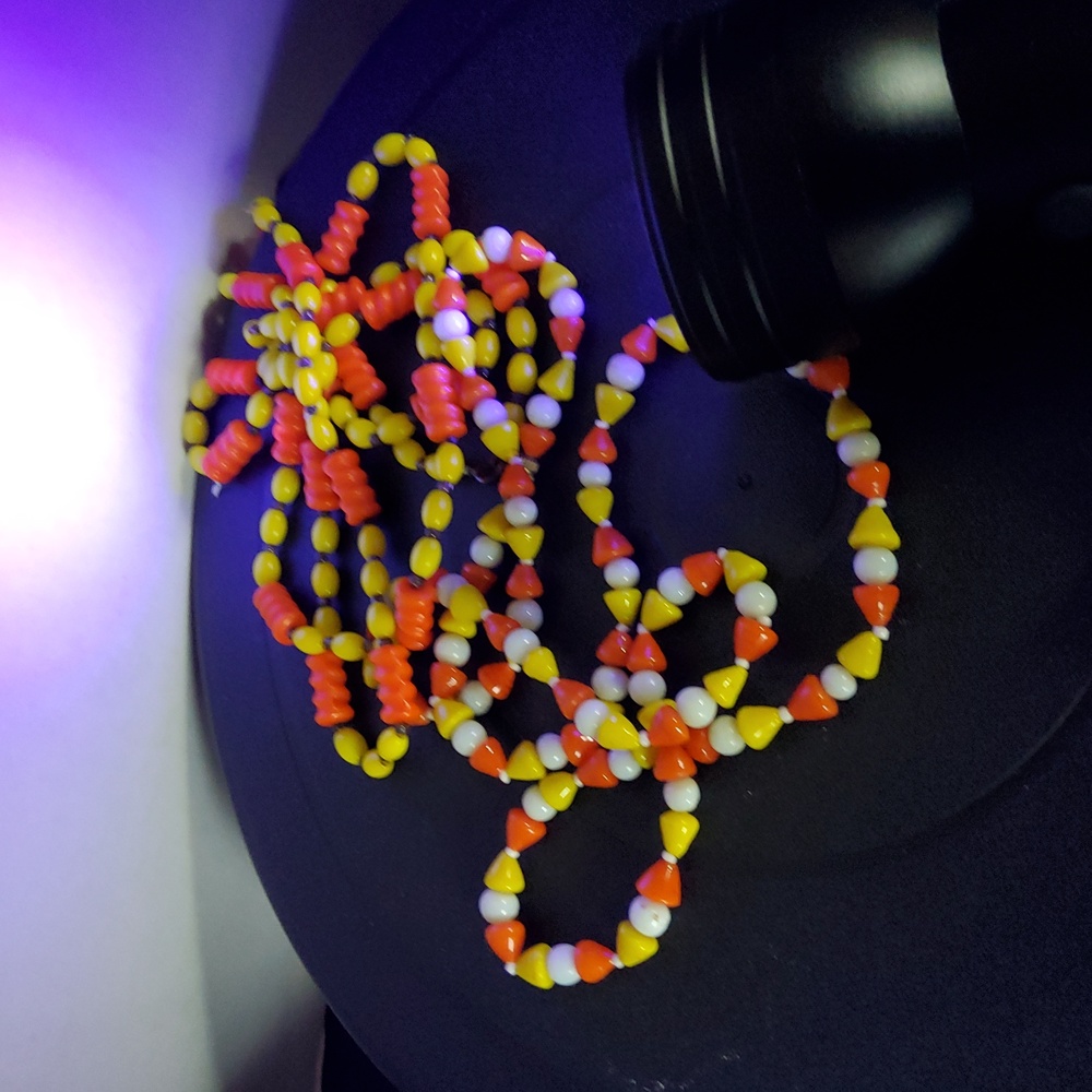 Vibrant Candy Corn Glass Necklace Lot - Picture 4 of 8